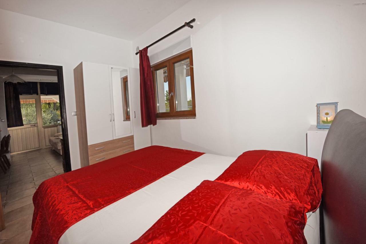 Apartments Nena Funtana Ngoại thất bức ảnh