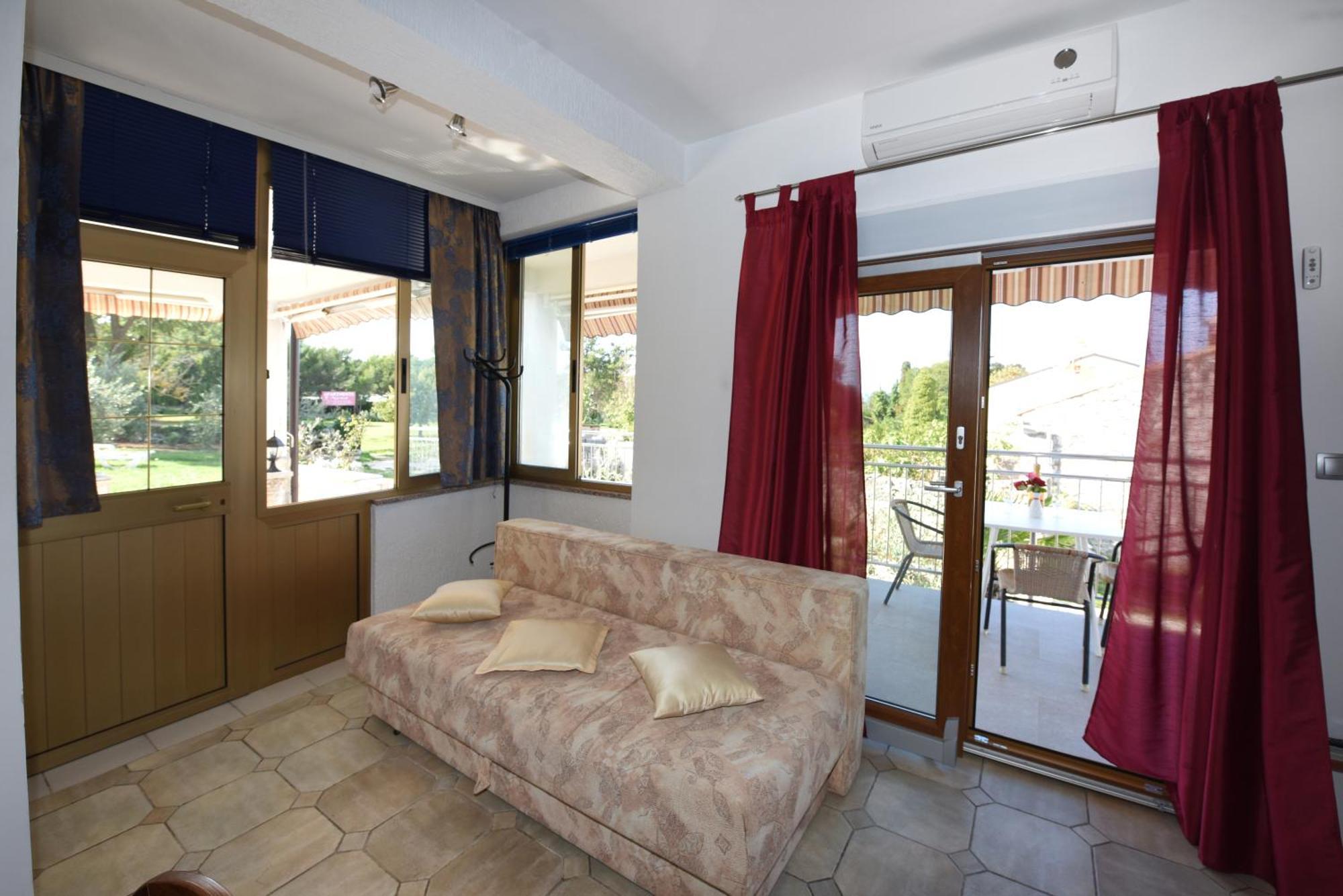 Apartments Nena Funtana Ngoại thất bức ảnh